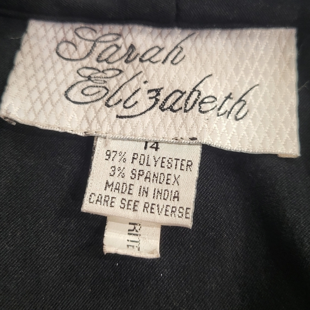 Sarah Elizabeth Fitted Black Jacket with Red Embroidery | Size 14 - Picture 4 of 5
